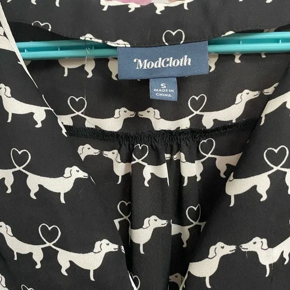 Small ModCloth top​​​​​​​​ - Picture 7 of 7